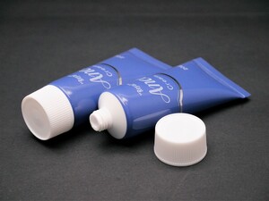 Jagged Screw Cap for burn aid cream tube